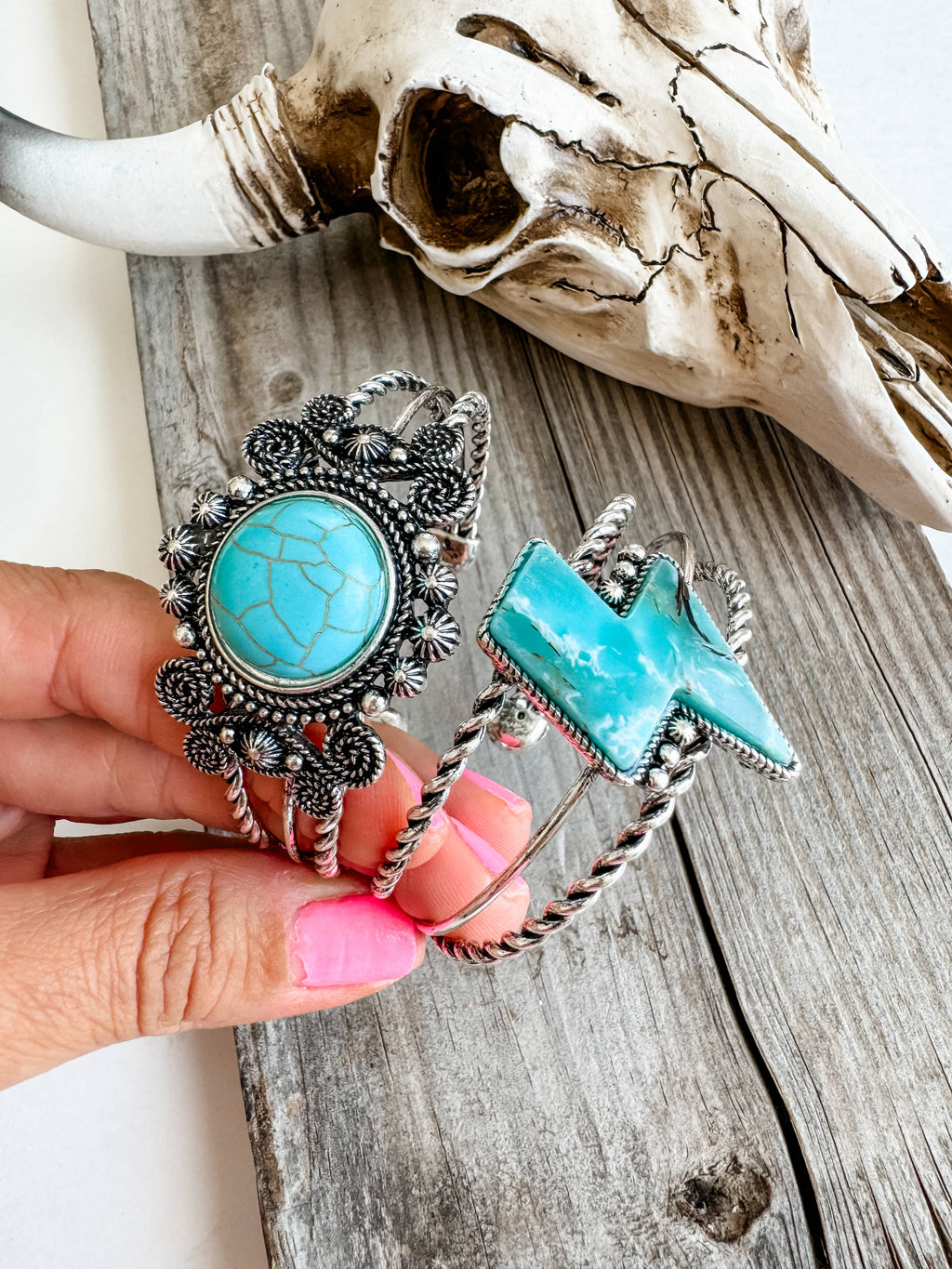 Western Navajo Style Stone Bracelet: LIGHTNING BOLT