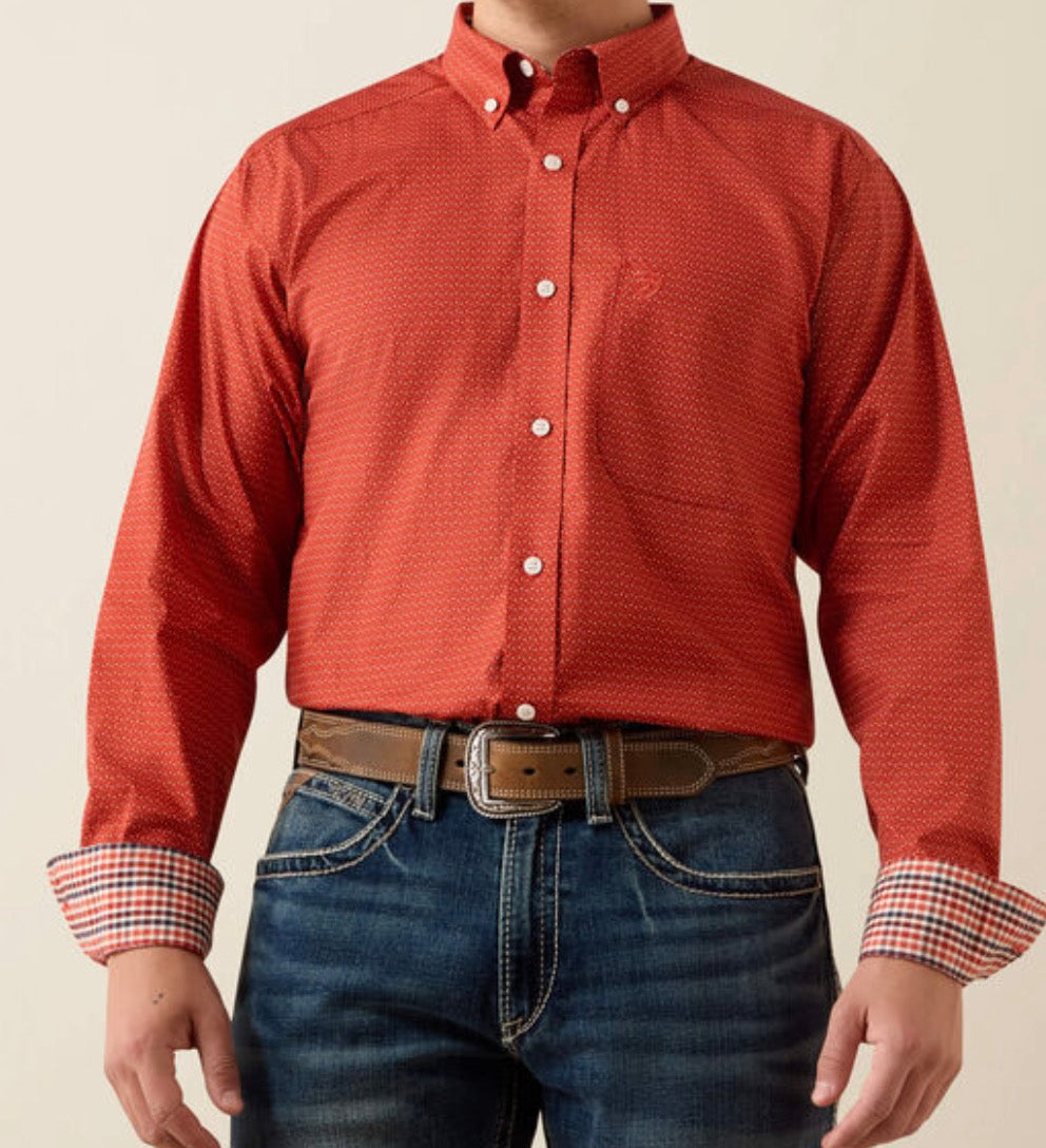 Ariat Men's Wrinkle Free Willet Fitted Shirt: Ketchup Dot Print