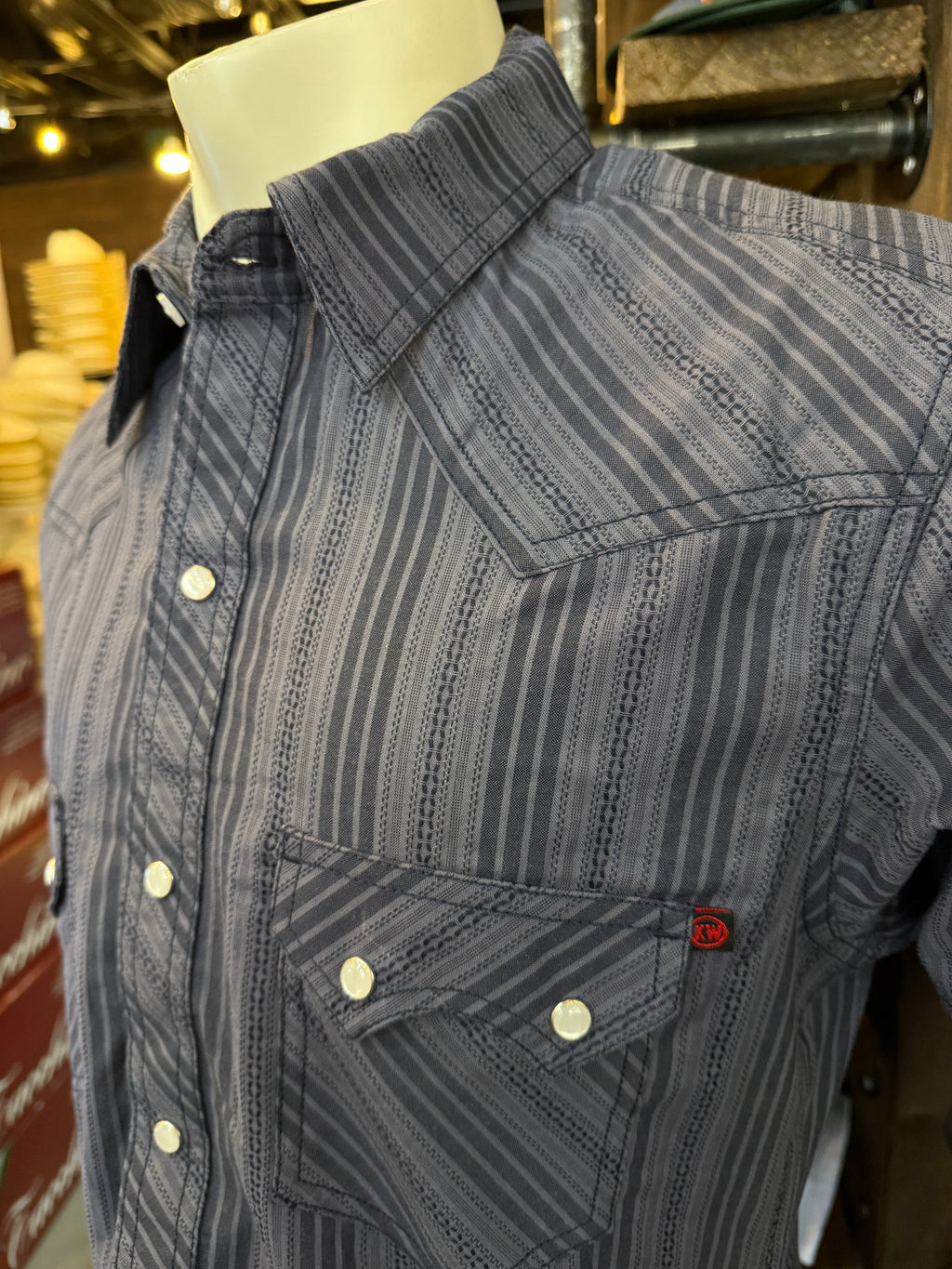 Koe Wetzel woven snap