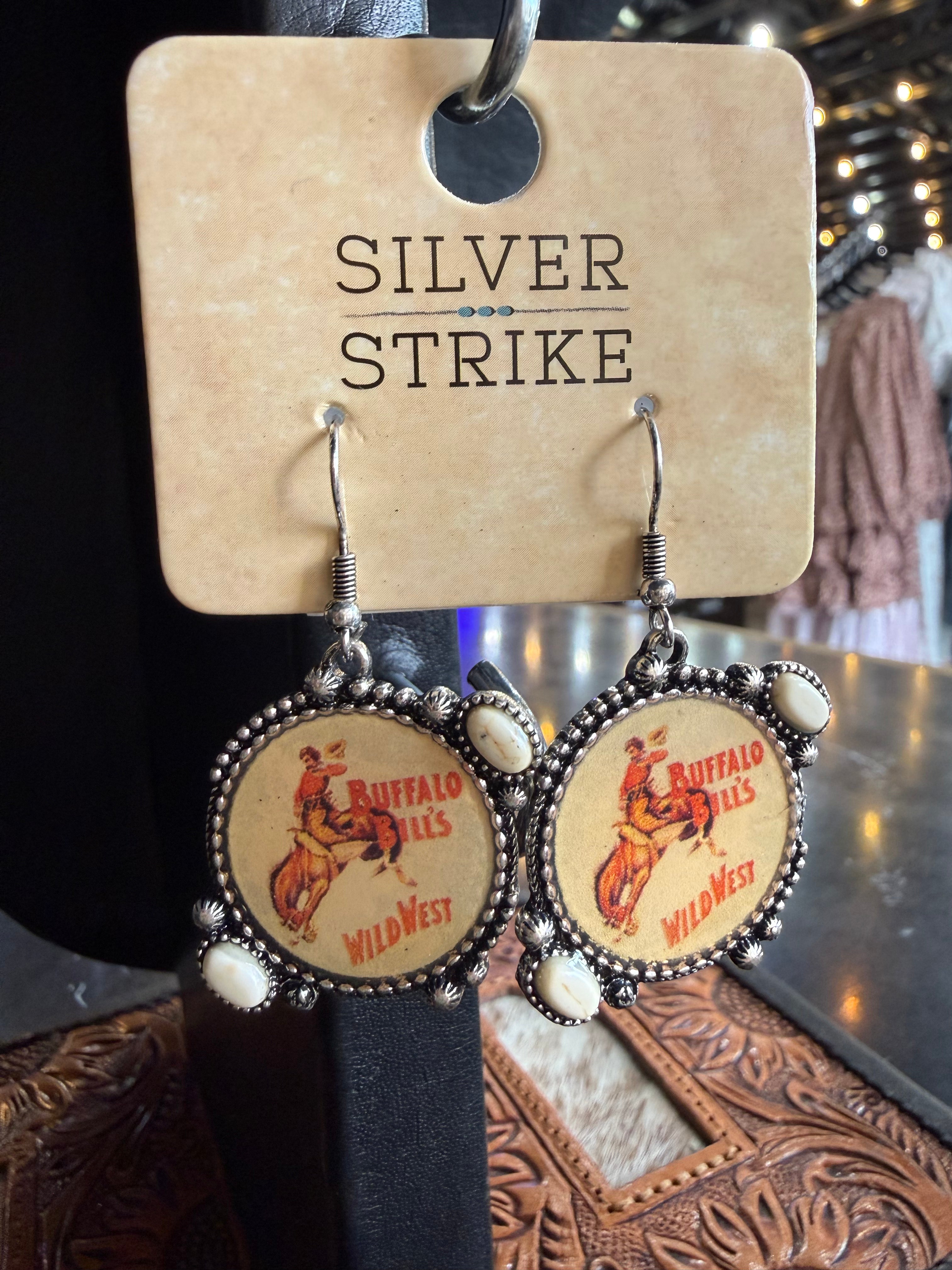 Buffalo bill earring