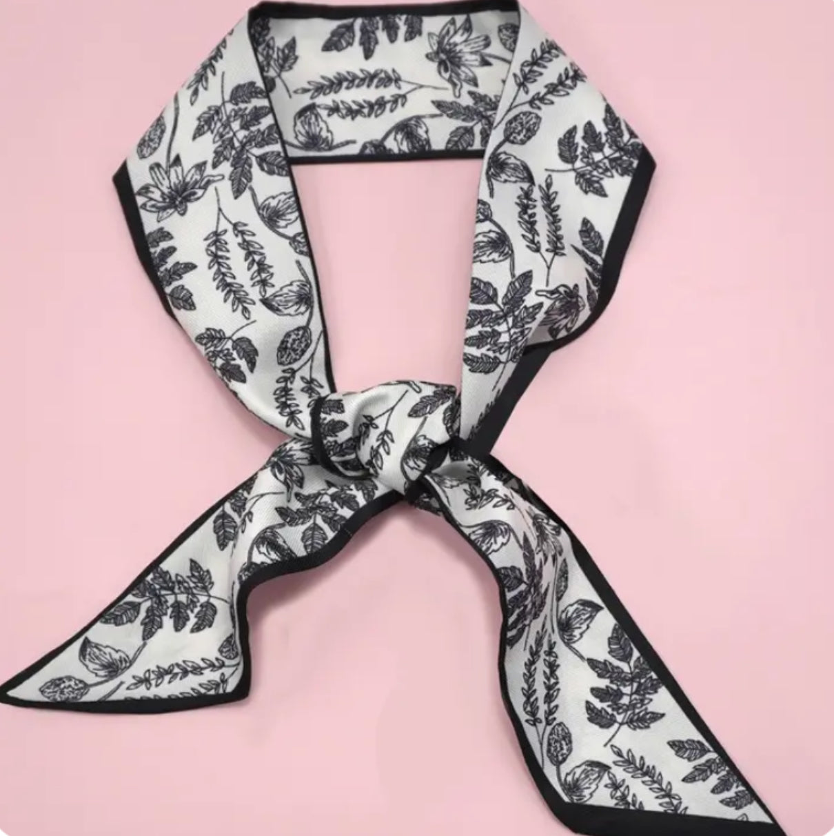 Black and white twilly tie
