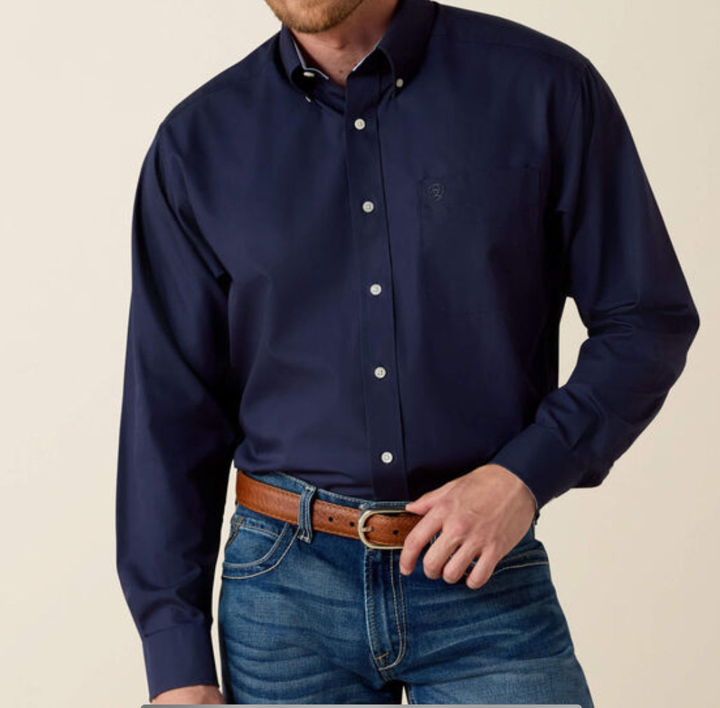 Navy wrinkle free Ariat long sleeve