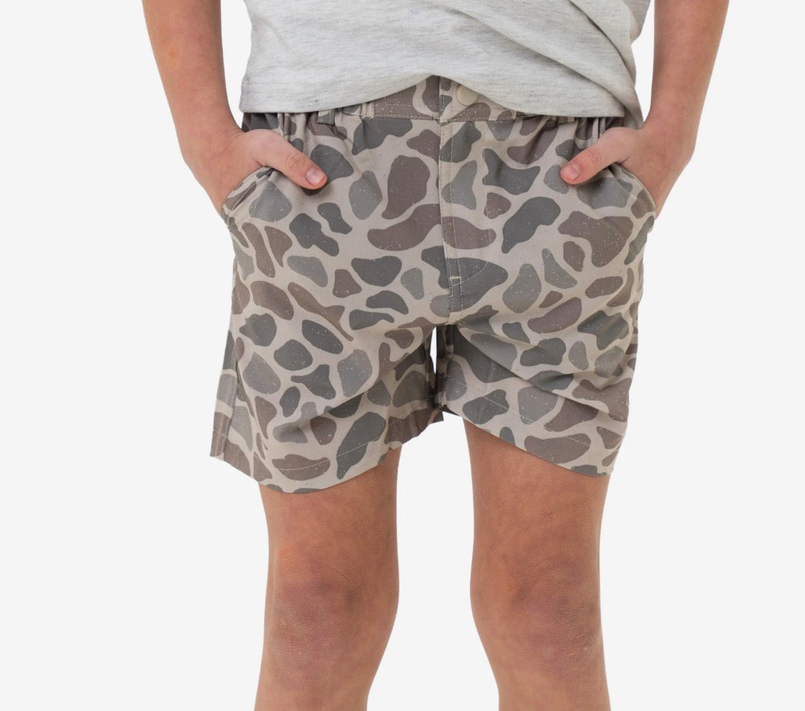 Boys camo BURLEBO shorts