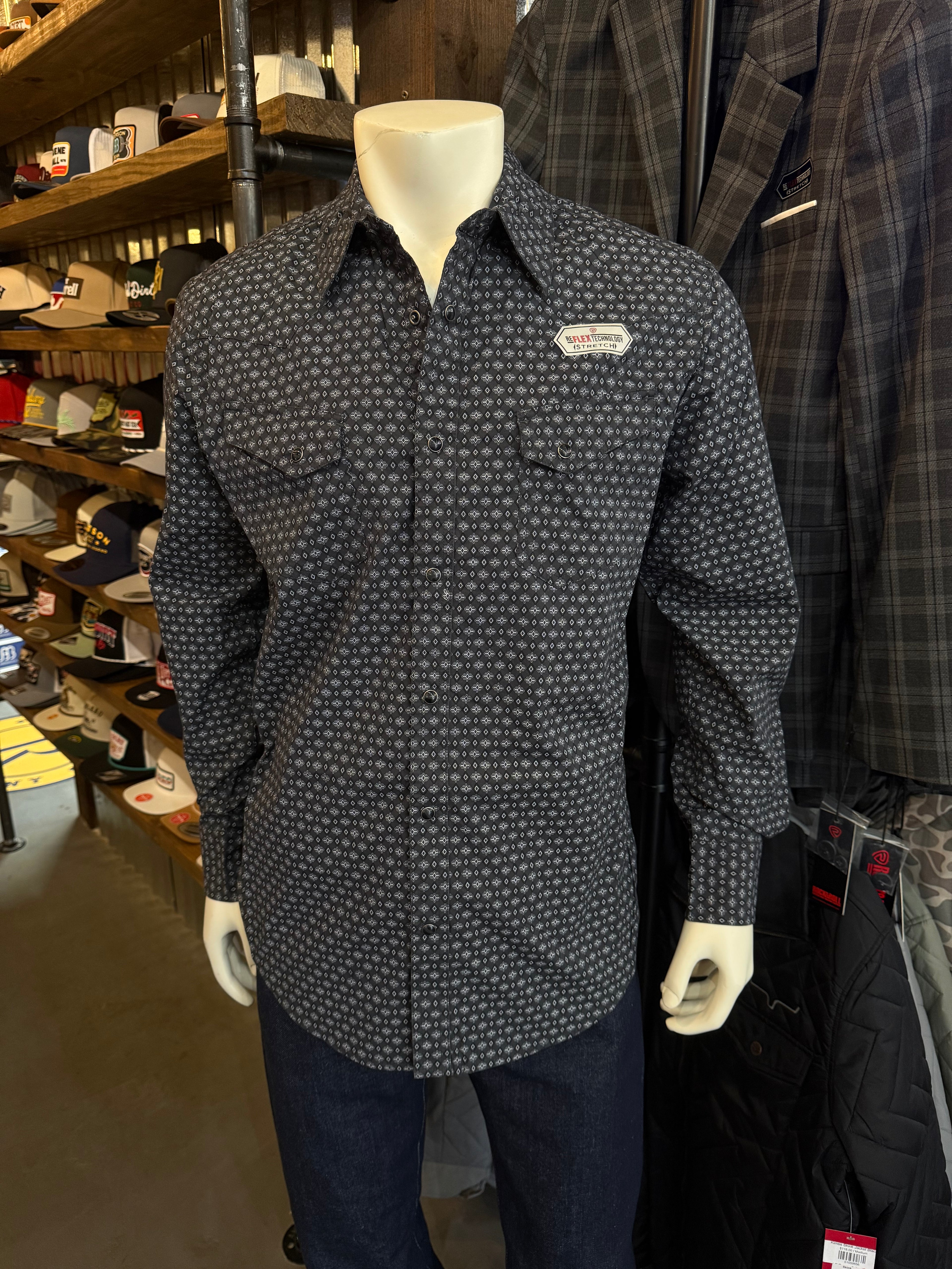 Black geo print LS snap