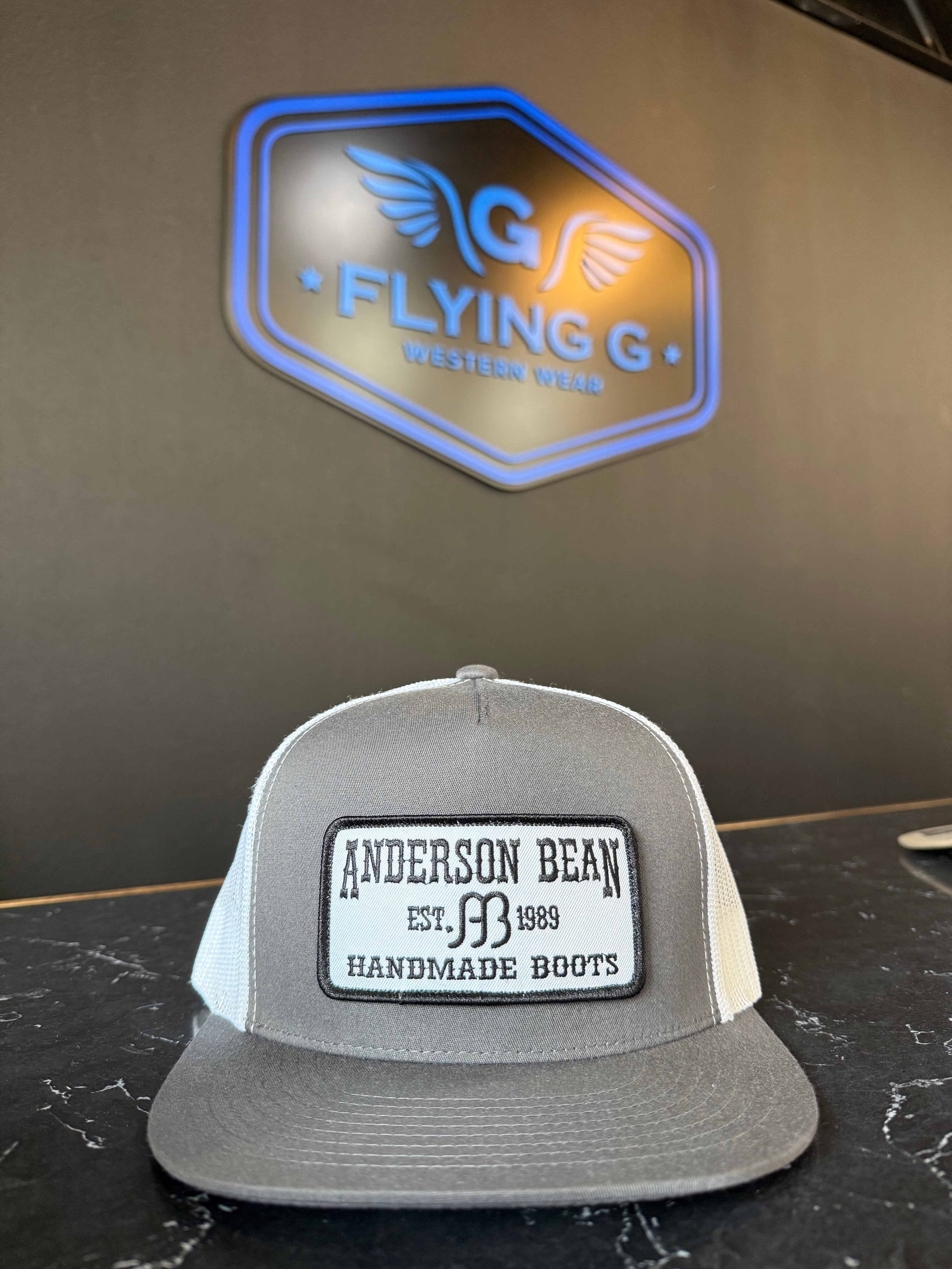 Dark grey Anderson bean cap