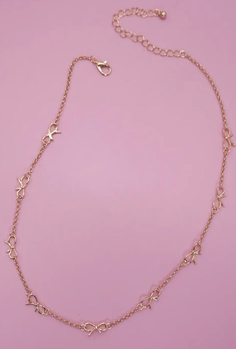 Dainty bow necklace