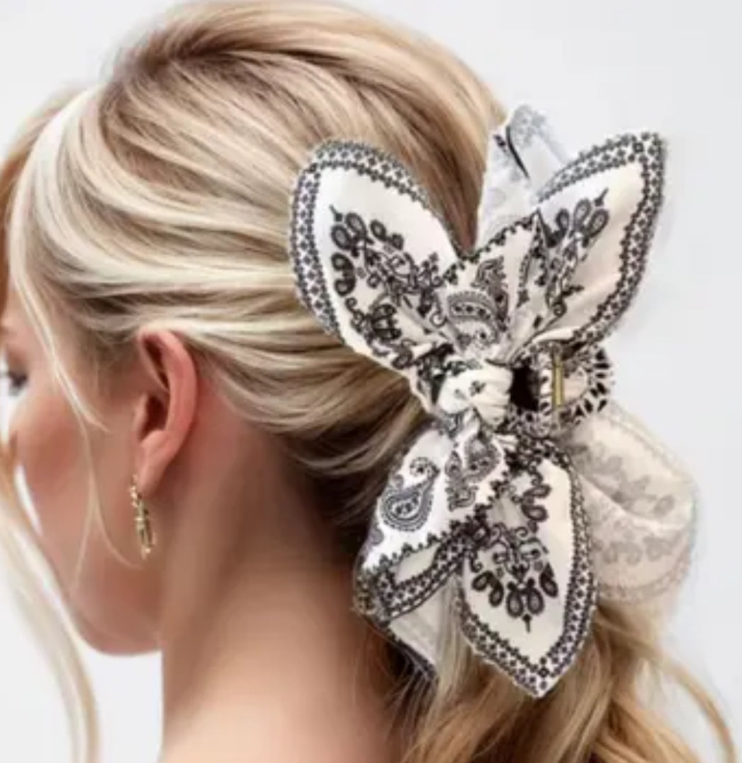 Bandana bow claw clip