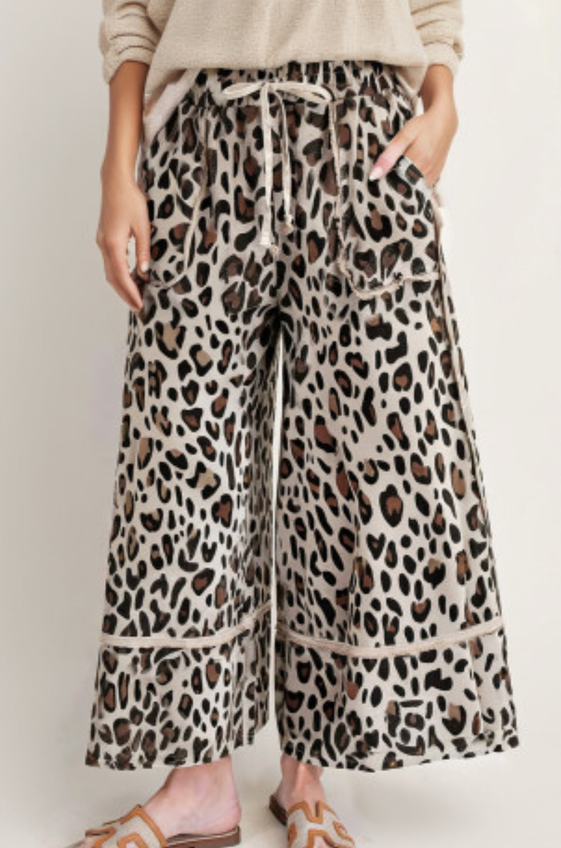 Wide leg leopard print pants