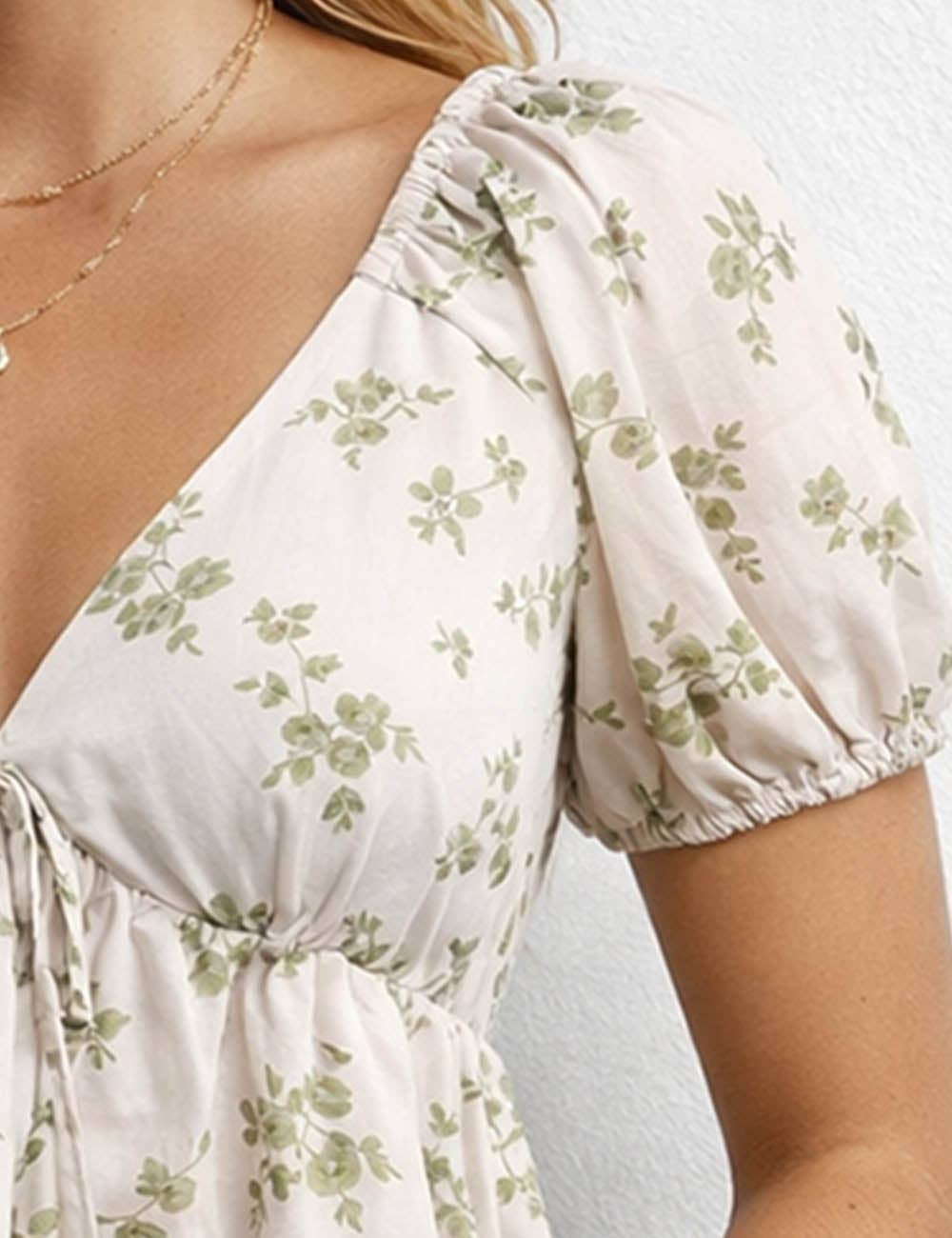 Floral Print Babydoll  V-Neck Lace Top