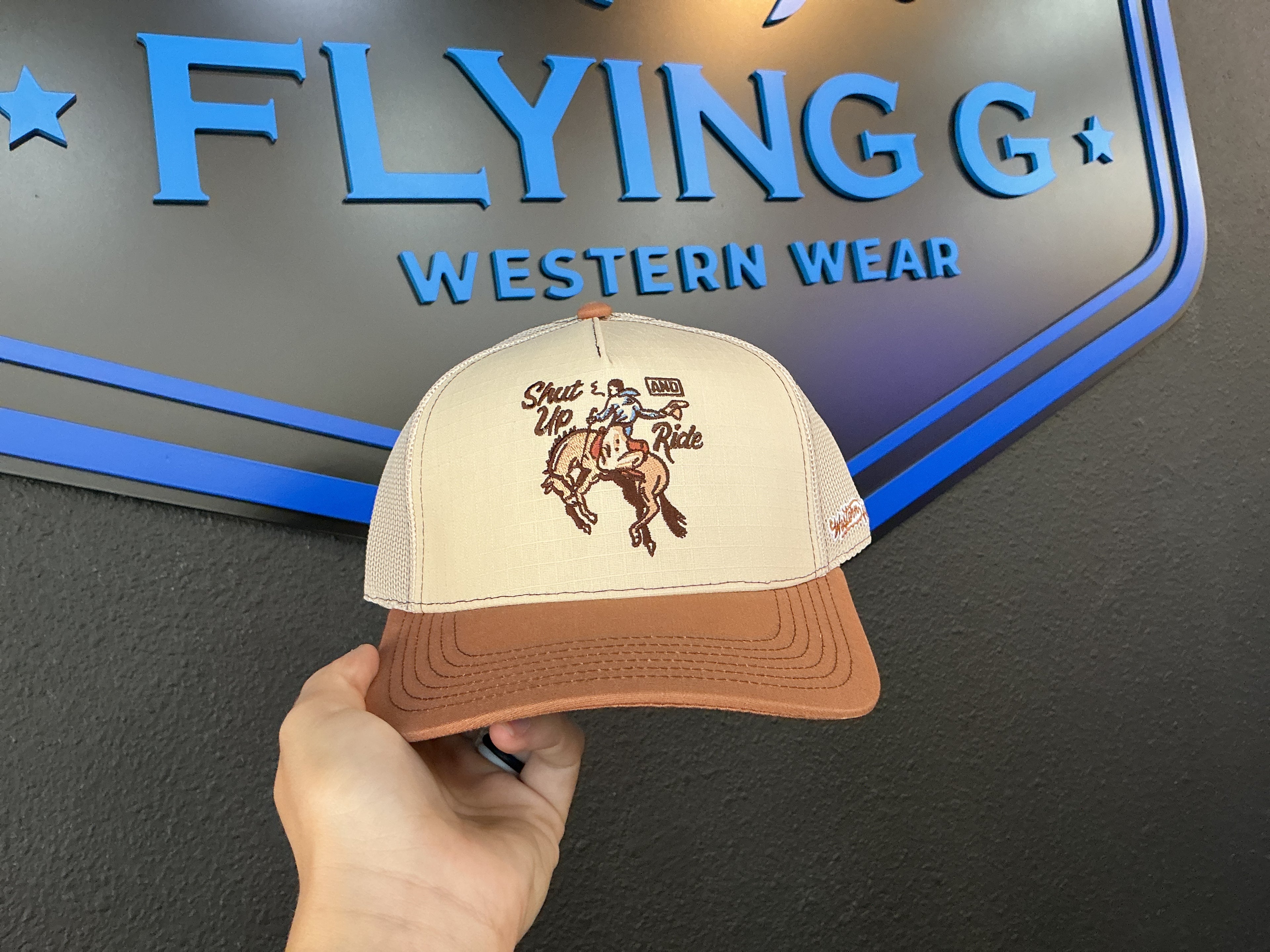 SU and Ride Hat