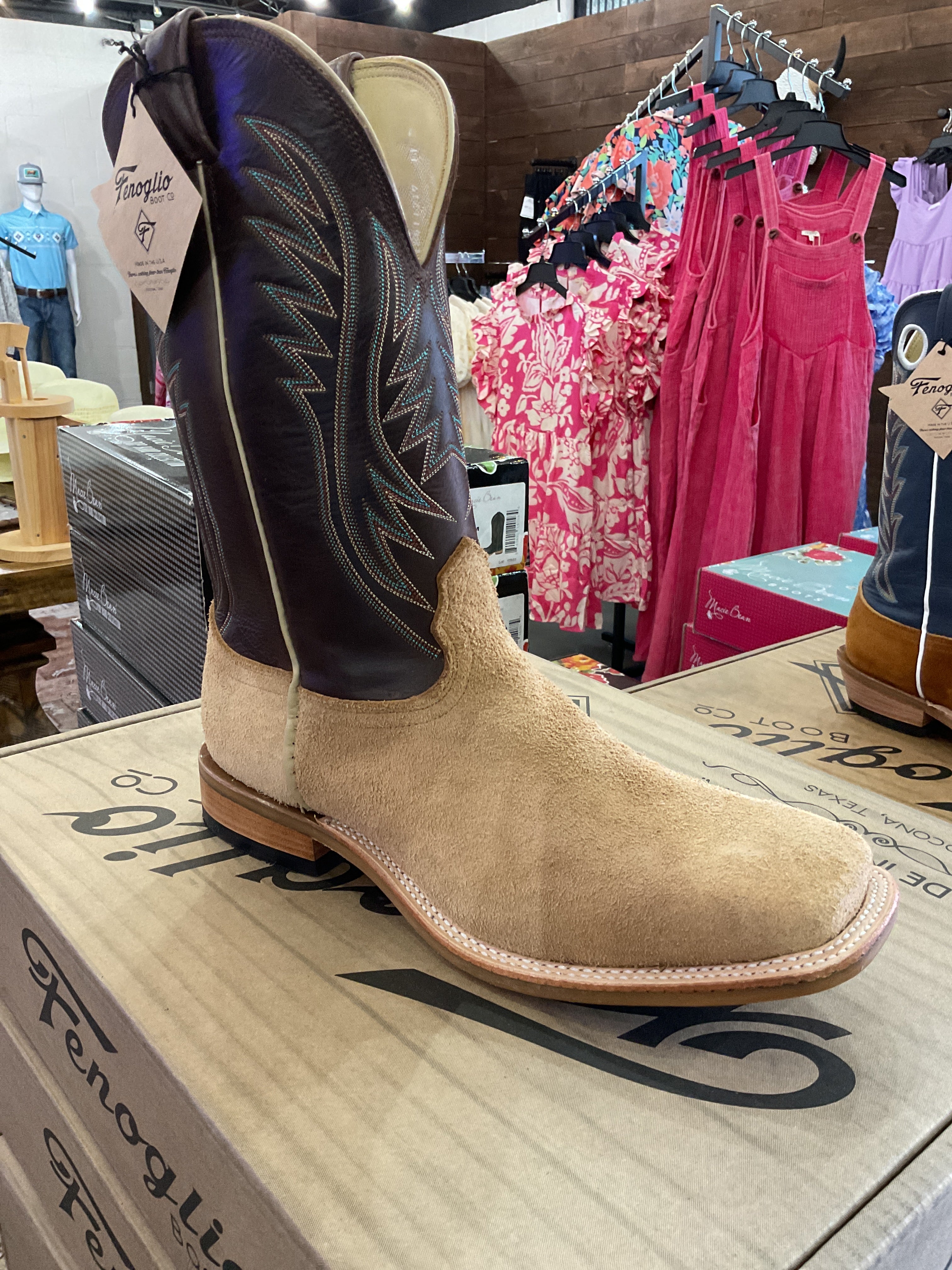 Tan fenoglio roughout (square toe)