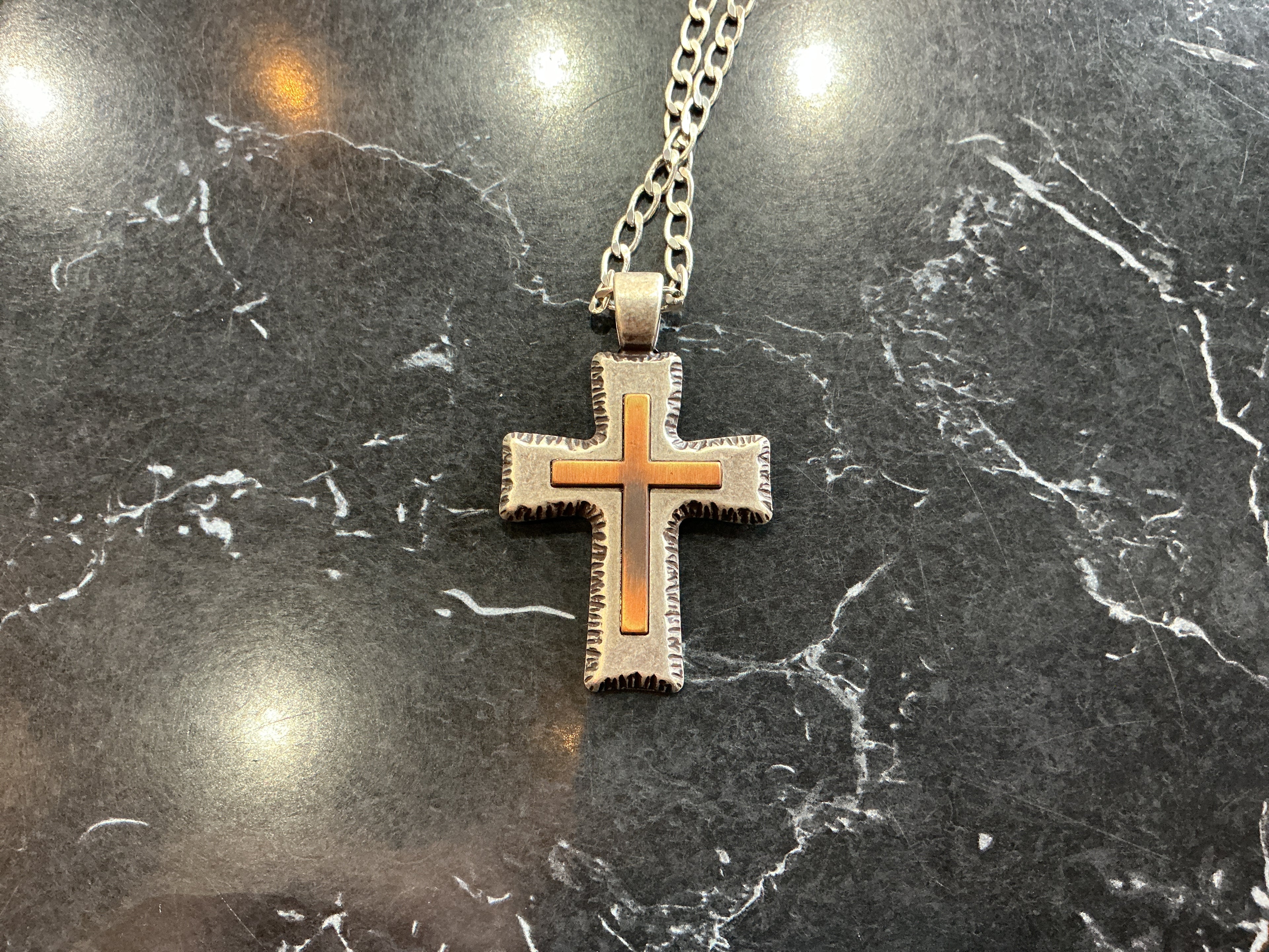 Twister Double Layer Cross