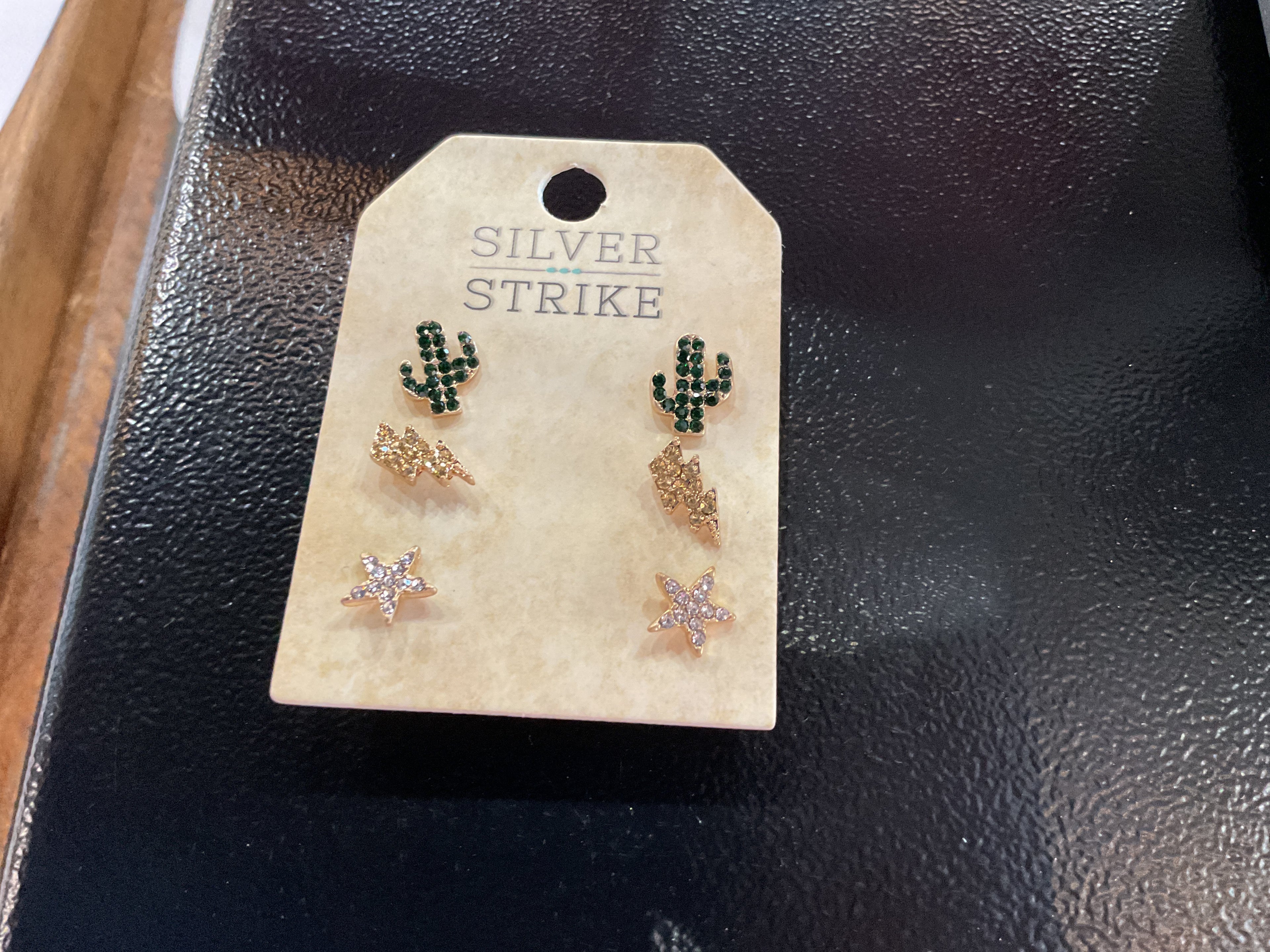 Cactus, bolt, and star stud set