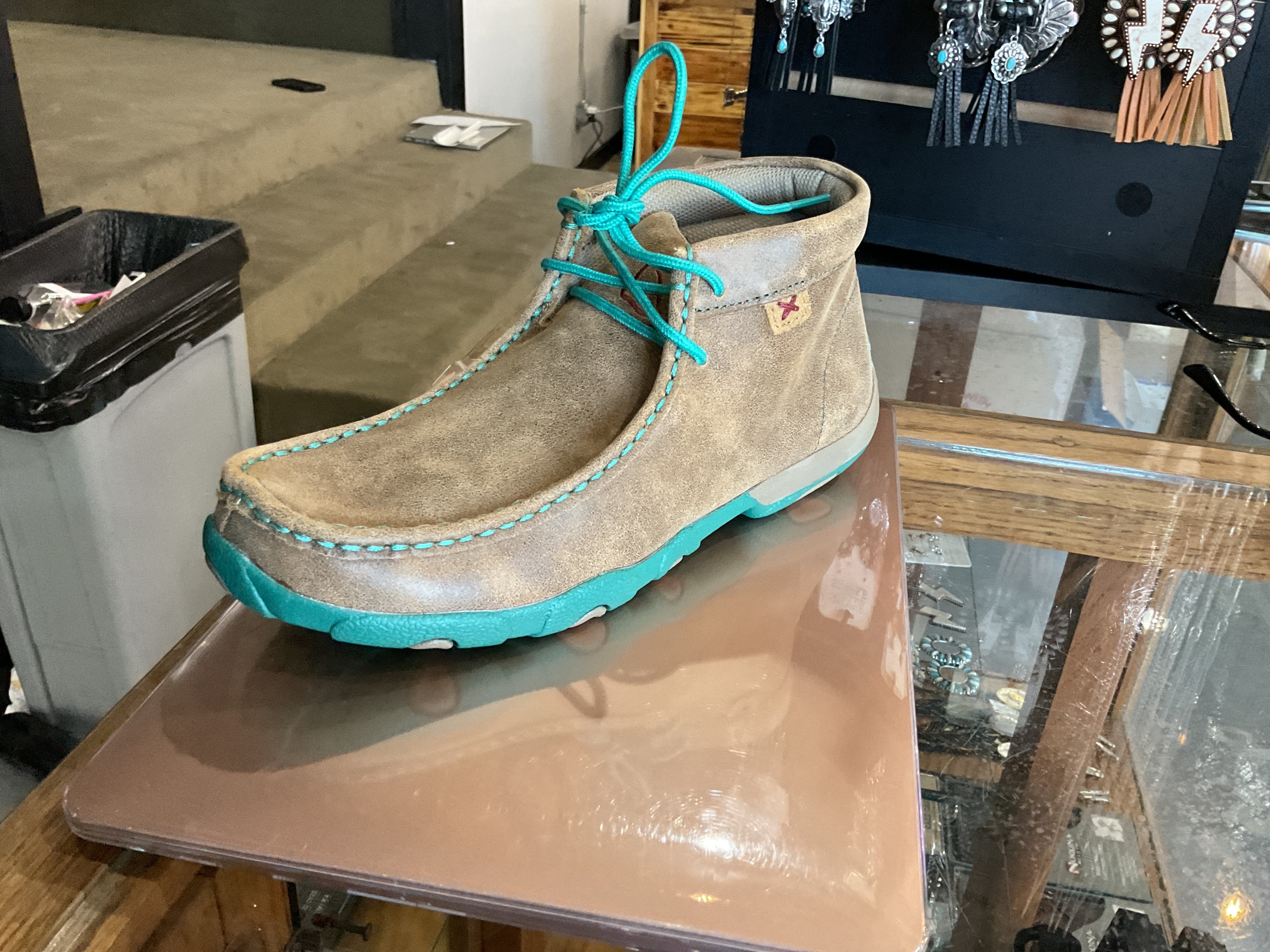 Women’s turquoise lace chukka