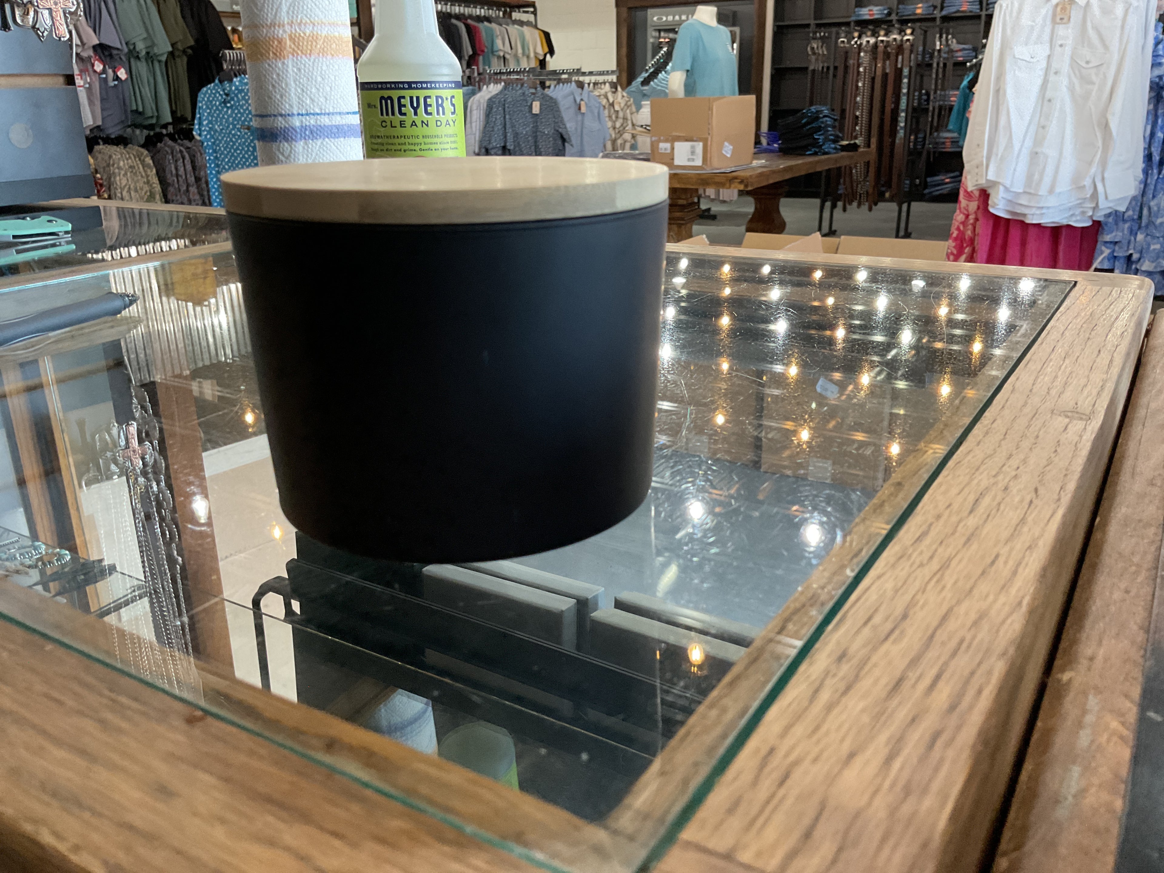 Kipwicks leather candle