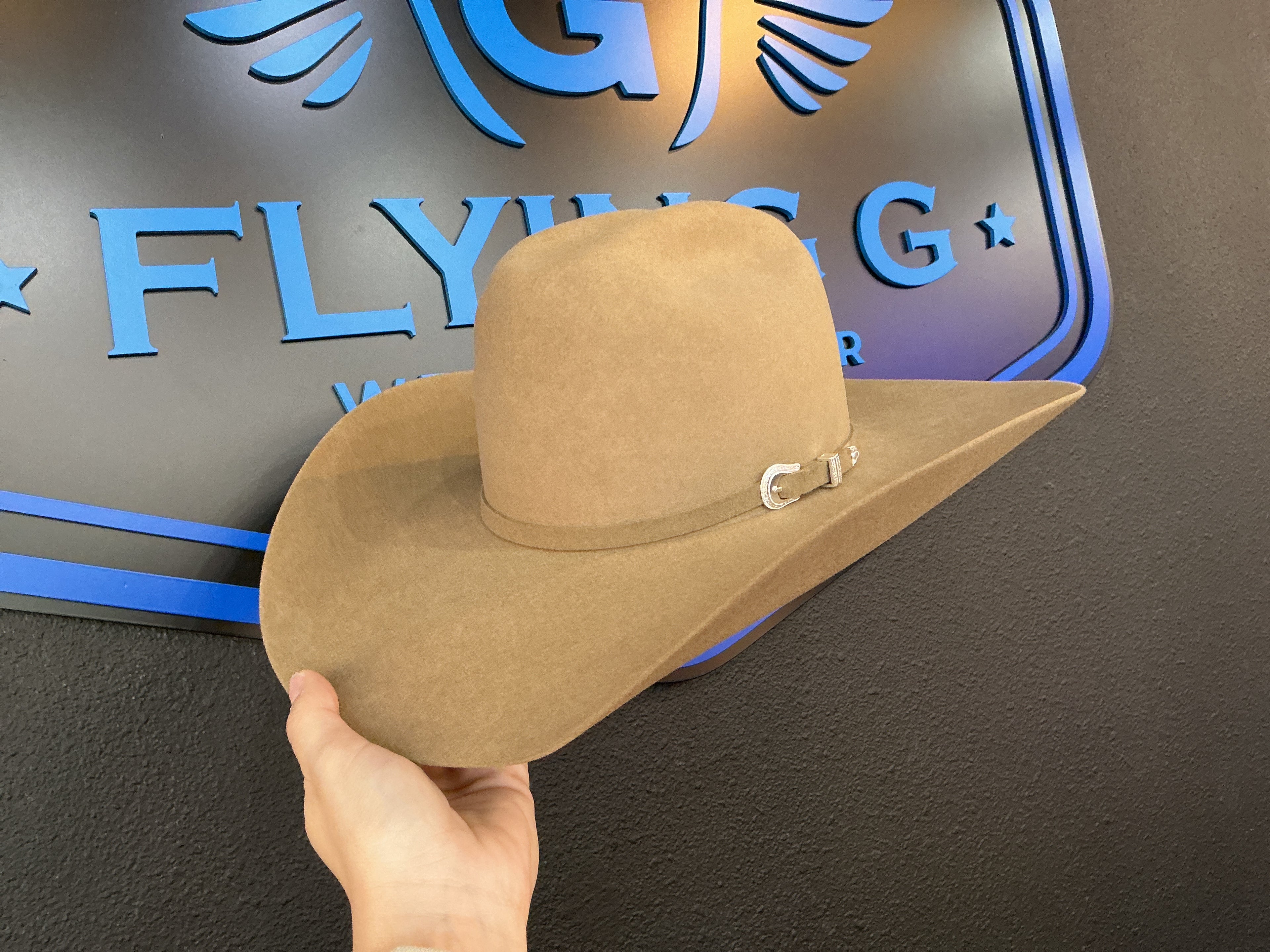 Pro 7 Rodeo Pecan