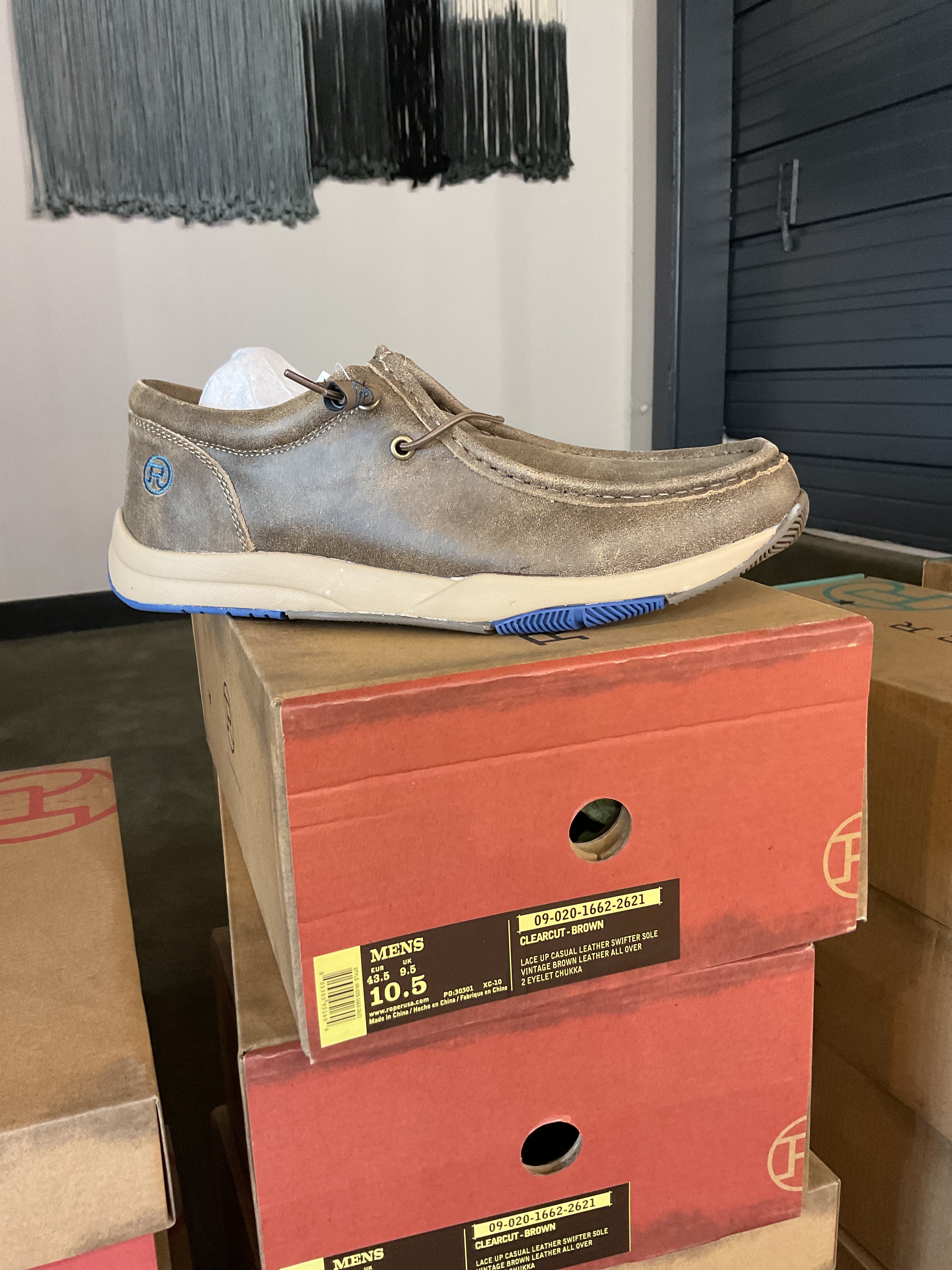 Men’s clear cut roper shoe