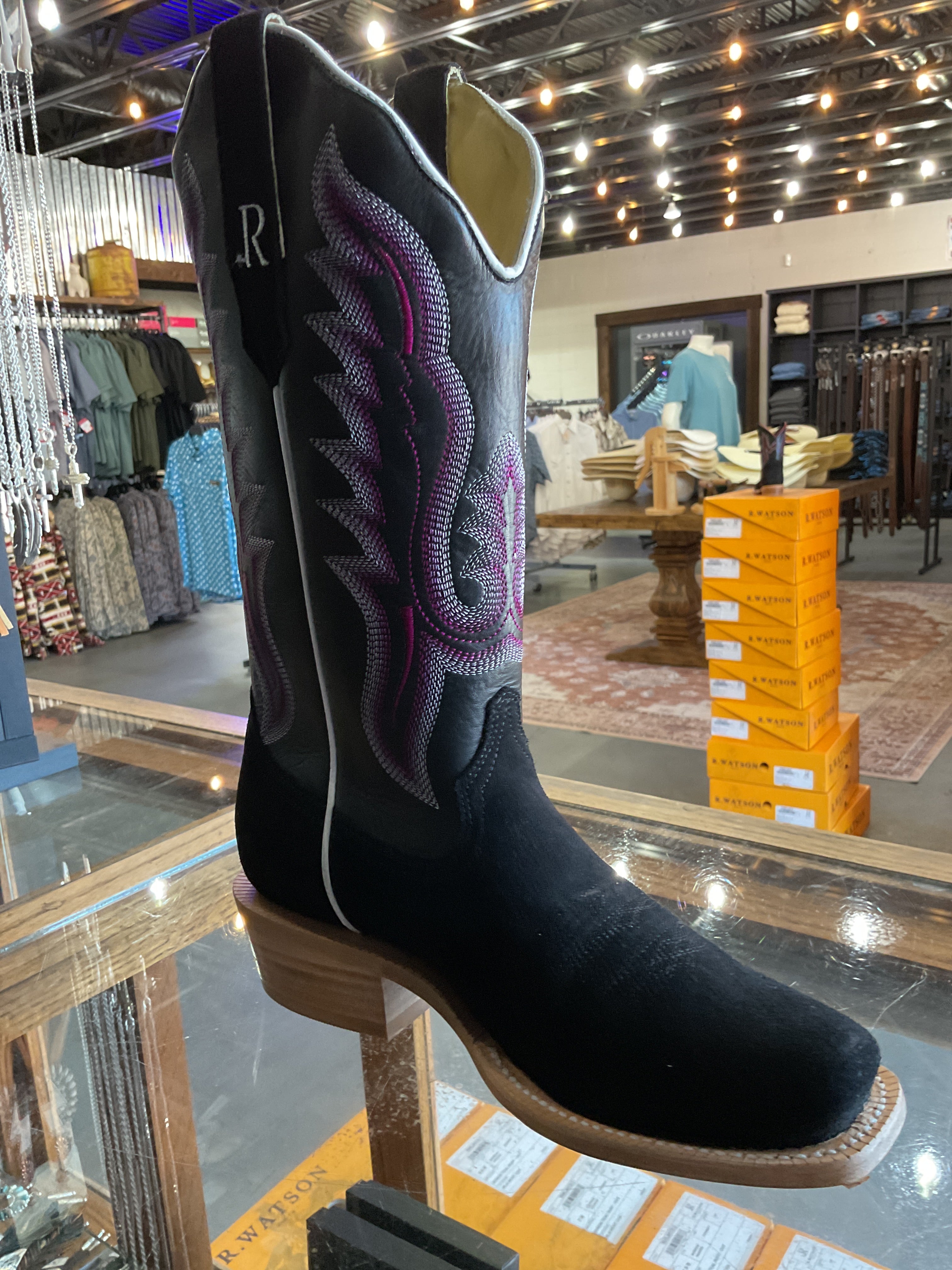 Women’s black R.Watson roughout